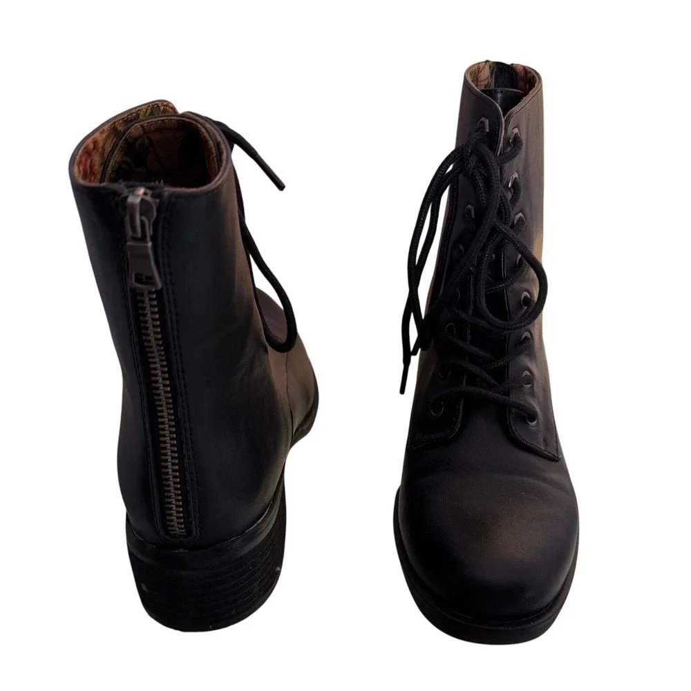 Korks Ankle Boots Black Faux Leather Lace Up Floral Lining Combat Size 8.5
